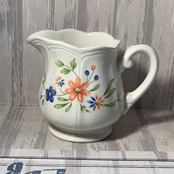 Vintage Sears Country French Ironstone Floral Creamer 4453 pattern  JAPAN - Picture 1 of 7